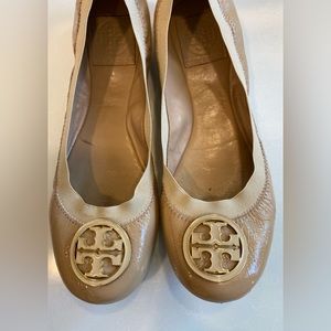 Tory Burch Patient Leather Ballet Flats | Size 9